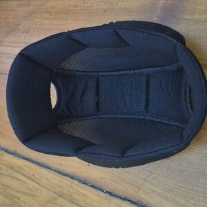 EUC OneK Defender helmet liner, size large, black